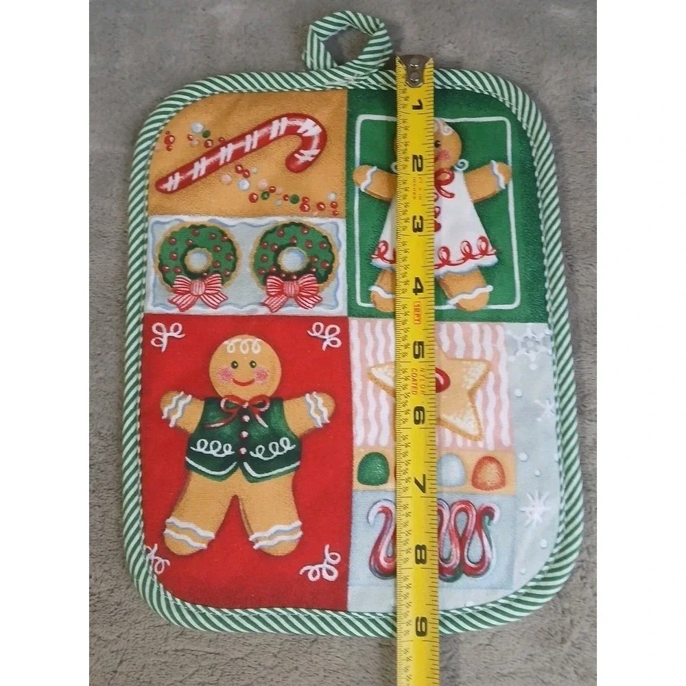 Christmas Gingerbread‎ Kitchen Dish Towels Hots Pads Candy Cane Cookies Recipe